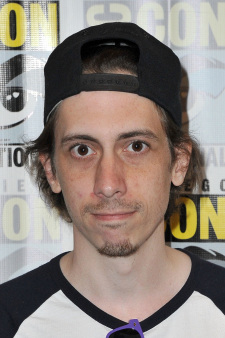 Foto Seiyuu Rasmus Hardiker