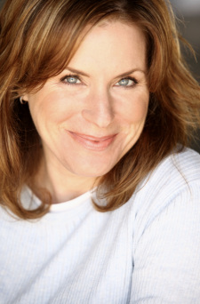 Foto Seiyuu Julianne Grossman