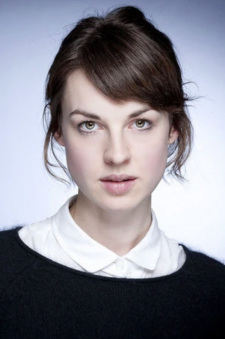 Foto Seiyuu Alison Raine