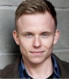 Foto Seiyuu Adrian Petriw