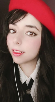 Foto Seiyuu Denisse de la Fuente