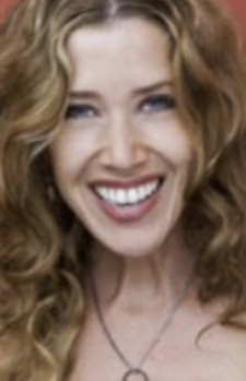 Foto Seiyuu Farrell Spence