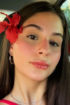 Foto Seiyuu Isabella Koppel