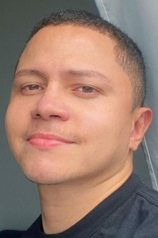 Foto Seiyuu Carloz Magno