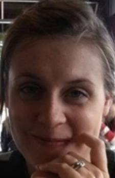 Foto Seiyuu Elise Moore