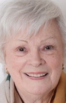 Foto Seiyuu Nicolette McKenzie
