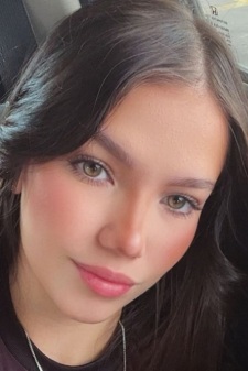 Foto Seiyuu Thaís Morello