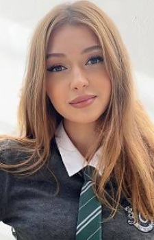 Foto Seiyuu Farrah Grabi