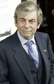 Foto Seiyuu Melvyn Hayes