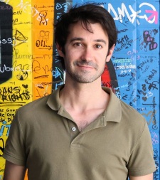 Foto Seiyuu Raúl Lara