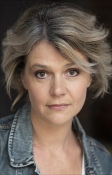 Foto Seiyuu Karine Texier