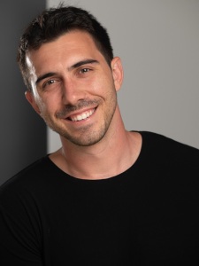 Foto Seiyuu Talon Warburton