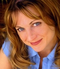 Foto Seiyuu Hynden Walch