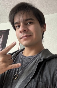 Foto Seiyuu Víctor Alcaraz
