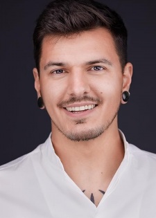 Foto Seiyuu Nick Monteleone