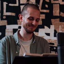 Foto Seiyuu Dani Oliver