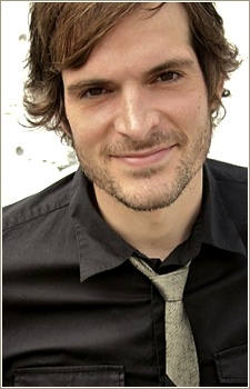 Foto Seiyuu Jonathan Brooks