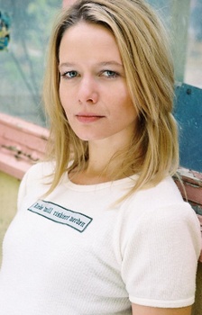 Foto Seiyuu Julia Stoepel