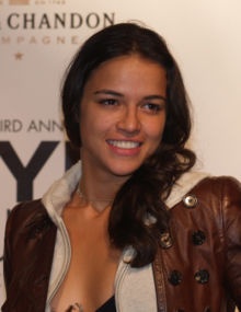 Foto Seiyuu Michelle Rodriguez