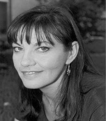 Foto Seiyuu Ellie McBride