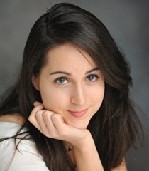 Foto Seiyuu Genevieve Simmons