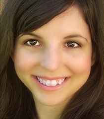 Foto Seiyuu Teri Rogers