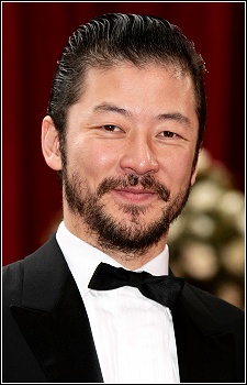 Foto Seiyuu Tadanobu Asano