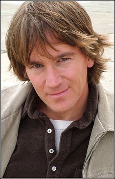 Foto Seiyuu Justin Gross