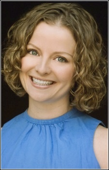 Foto Seiyuu Anna Cummer