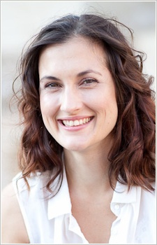 Foto Seiyuu Julia Casper