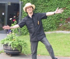 Foto Staf/Seiyuu Yoshikazu Suo