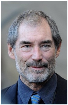Foto Seiyuu Timothy Dalton