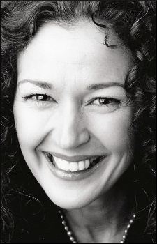 Foto Seiyuu Tabitha St. Germain