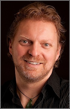 Foto Seiyuu Alex Zahara