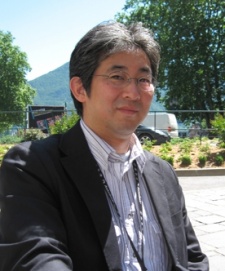 Foto Staf/Seiyuu Kounosuke Uda