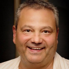 Foto Seiyuu Péter Szokol