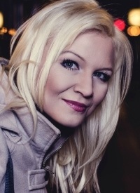 Foto Seiyuu Mia Maron