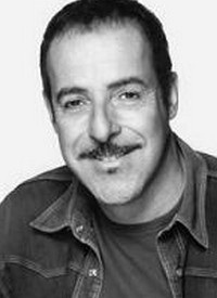 Foto Seiyuu Massimo Lopez