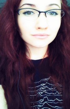 Foto Seiyuu Karlii Hoch