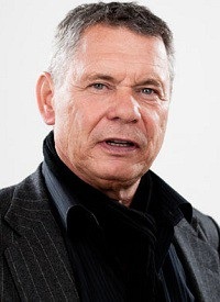 Foto Seiyuu Ronald Nitschke