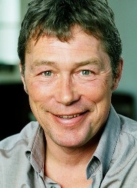 Foto Seiyuu Hans Heller