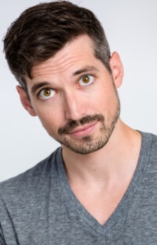 Foto Seiyuu Billy Kametz