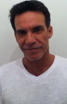 Foto Seiyuu Luiz Carlos Persy