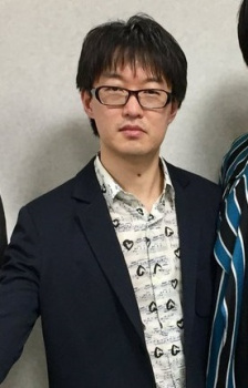 Foto Staf/Seiyuu Eisaku Kawanami