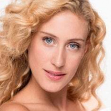 Foto Seiyuu Chiara Oliviero