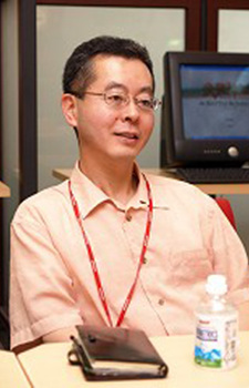 Foto Staf/Seiyuu Osamu Kasai