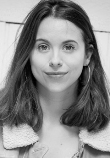 Foto Seiyuu Kaycie Chase