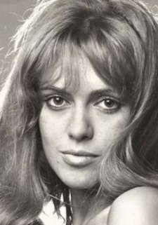 Foto Seiyuu Elisabeth Wiener