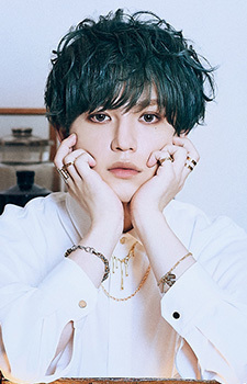 Foto Staf/Seiyuu Shuta Sueyoshi