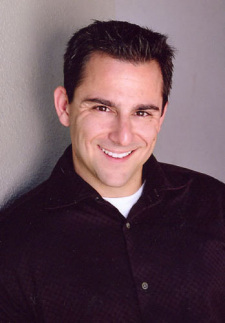 Foto Seiyuu Michael Greco